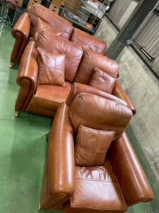 LINE_ALBUM_20250423 SGオークション入荷情報_250422_22