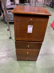 LINE_ALBUM_20250430 SGオークション入荷情報_250429_9